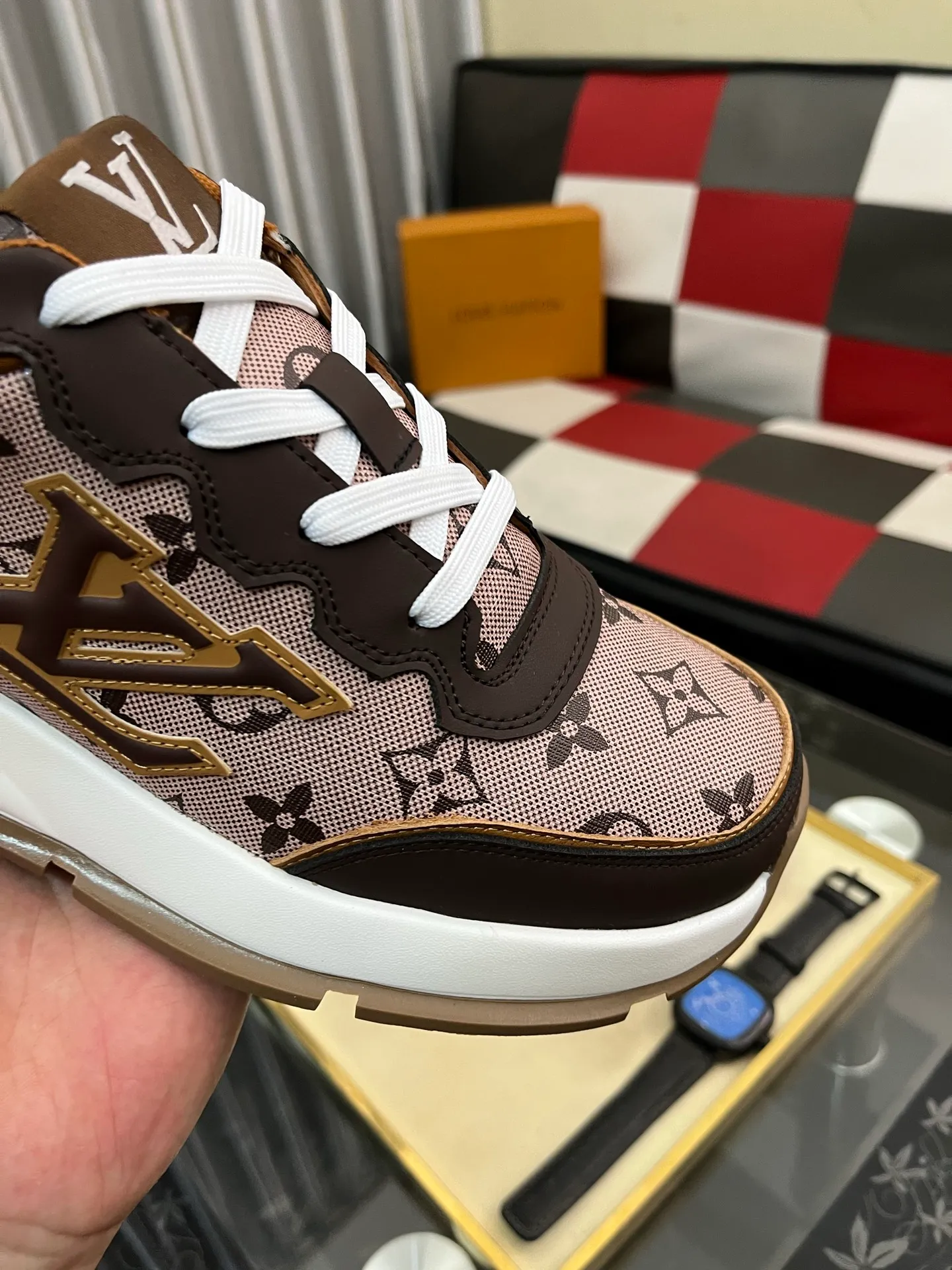 Men's Men's Shoes 💰: 438⌚️⌚️LV Louis Vuitton. The latest fashionable casual shoes are popular in physical stores. New spring and summer comfortable imported custom original cowhide, unique jacquard fabric element design. With sheepskin lining, Lv original bottom, [sun][sun] high-end packaging and high quality💪Details determine the quality, you can enter and leave the counter at will, welcome to compare🇮🇹Number of sizes 38-442️⃣colors available